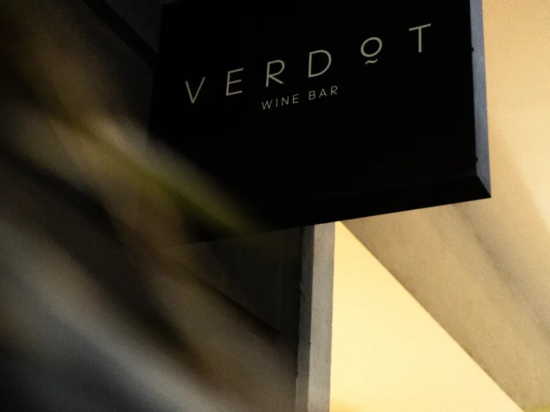 Sobre Verdot Wine Bar